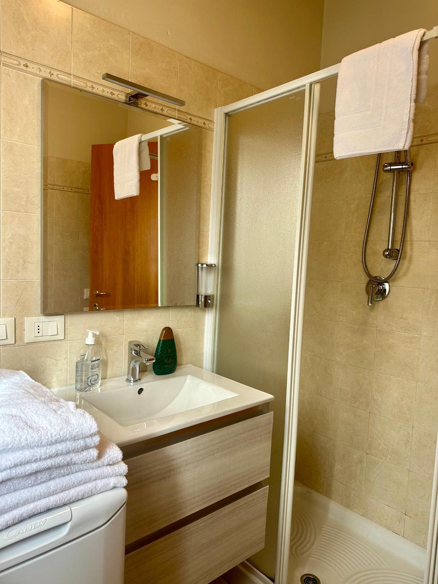 Bergamo Easy Airport Apartment Exterior photo